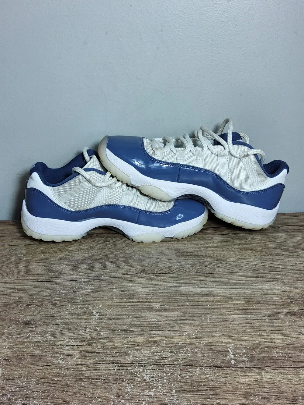 Air Jordan 11 Retro Low Diffused Blue Style # FV5104-104 Size 8